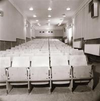 1982 Budapest, ALKOTÁS mozi külső-belső felvételei, 7 db szabadon felhasználható vintage negatív, 6x...