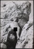 cca 1972 A teremtés koronája, korabeli negatívról készült mai nagyítás, 25x18 cm / erotic photo, 25x18 cm
