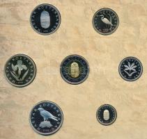 2005. 1Ft-100Ft (7xklf) forgalmi sor szettben + 2005. 10Ft "József Attila" a karton hátold...