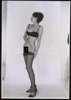 cca 1968 Női cuccok a 60-as évekből, 2 db korabeli negatívról készült mai nagyítások, 25x18 cm / 2 e...