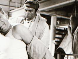 ,,Hogyan robbantottam ki a második világháborút?" című film állóképei, 68 db negatív, ezekről k...