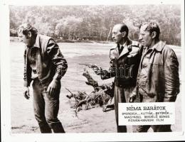 ,,Néma barátok" című film állóképei, 21 db negatív, ezekről készültek a mozik előcsarnokában ki...