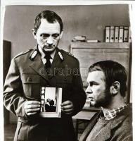 ,,Csak a halott válaszolhat" című film állóképei, 26 db negatív, ezekről készültek a mozik előc...