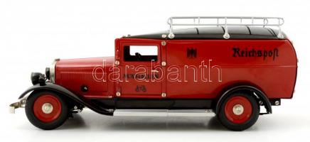 Marklin 1989 Reichspost autómobil, felhúzó kulcs, újszerű állapotban, h:37 cm, m:15 cm