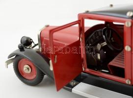 Marklin 1989 Reichspost autómobil, felhúzó kulcs, újszerű állapotban, h:37 cm, m:15 cm