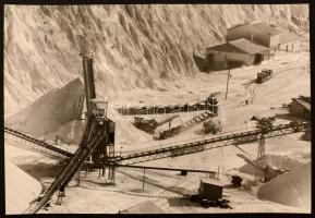 cca 1975 Zsigri Oszkár (1933-?): Bányaüzem, jelzés nélküli vintage fotóművészeti alkotás a szerző hagyatékából, 27x39 cm
