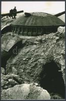 cca 1914-1945 5 db katonafotó, modern nagyítások, hátuljukon feliratozva, 10×15,5 cm