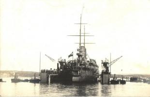 SMS Habsburg im Schwimmdock / SMS Habsburg, a K. u. K. haditengerészet csatahajója úszódokkban / Austro-Hungarian Navy pre-dreadnought in floating dock (EK)