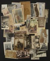 cca 1880-1935 60 db-os fotó, képeslap és papírrégiség tétel, benne érdekes fotókkal, 8x6 és 24x18 cm között