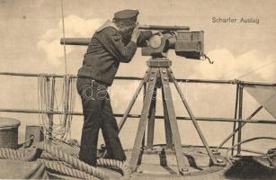 Scharfer Auslug / Osztrák-magyar tengerész távcsővel / Austro-Hungarian Navy mariner with telescope