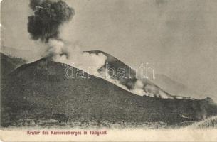Mount Cameroon, Krater des Kamerunberges in Tätigkeit / eruption (Rb)