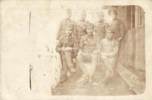 I. világháborús osztrák-magyar katonák, kitüntetésekkel / WWI Austro-Hungarian soldiers with medals, photo (EK)