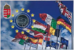 2004. 50Ft Cu-Ni "Magyar Köztársaság az Európai Unió tagja" első napi veret sorszámozott emléklapon T:BU