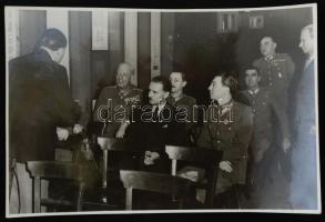 cca 1940 Horthysta tisztek, közöttük Béldy Alajos tábornok 18x13 cm