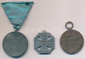 3db-os kis militária kitüntetés és jelvény tétel: 1898. "Jubileumi Emlékérem Fegyveres Erő Szám...