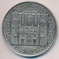Vegyes: Ausztria 1982. "275 éves a Dorotheum - Bécs" ezüstözött Br emlékérem eredeti tokba...