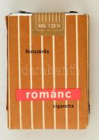 Románc bontatlan csomag cigaretta