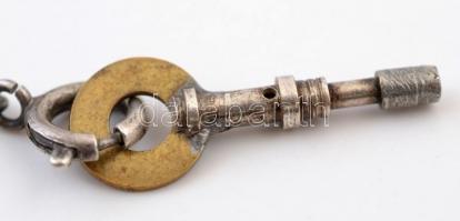 Angre ezüst (Ag.) másodpercmutatós zsebóra, vésett hátlappal, 15 köves, jelzett, ezüst óralánccal és...