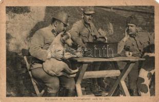 3 db RÉGI katonai csoportképes képeslap, ebből 2 fotó, vegyes minőségben / 3 pre-1945 military postcards, group photos, gramophone; 2 photos, mixed quality