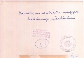 cca 1950 Bozsik József (1925-1978) passzol egy osztrák-magyar labdarúgó válogatott mérkőzésen, pecsé...