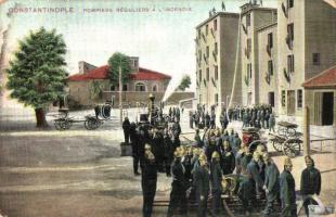 Constantinople, Istanbul; Pompiers Réguliers á Lincendie / Turkish firefighters brigade ( kopott sarkak / worn corners)