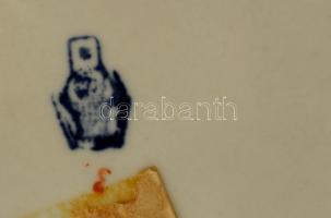 Zsolnay búgócsigás kisfiú, kézzel festett, jelzett, apró kopásnyomokkal, m: 12,5 cm