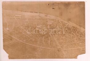 cca 1910 Braila légifelvételen a kikötőben monitorhajók, sérült fotó / Fliegeraufnahmen mit Donau Monitoren, aerial photo, damaged condition, 11.5×16.5 cm