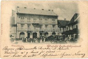 1899 Székesfehérvár, Városháza tér, Lővy üzlete, kiadja Kubik L. (EK)