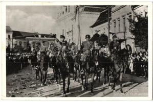 1940 Marosvásárhely, Targu Mures; bevonulás / entry of the Hungarian troops, 'Marosvásárhely visszatért' So. Stpl. (EK)