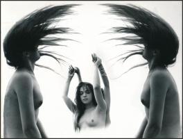 cca 1985 Menesdorfer Lajos: Dinamikus emlék, pecséttel jelzett, vintage fotóművészeti alkotás, 18x24 cm