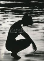 cca 1980 Tatár Tibor: Vízparti sziluett, jelzés nélküli vintage fotóművészeti alkotás, 23,5x16,5 cm