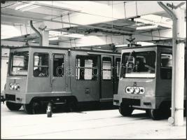 cca 1975 Budapest, MILLFAV, 3 db vintage fotó a kis földalatti vasútról, 18x24 cm