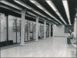 cca 1975 Budapest, MILLFAV, 3 db vintage fotó a kis földalatti vasútról, 18x24 cm