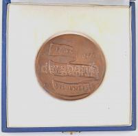 Borsos Miklós (1906-1990) 1977. "Fa és Papíripari Szövetkezetek Szövetsége" Br plakett, er...