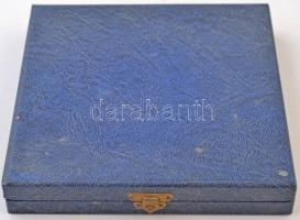 Borsos Miklós (1906-1990) DN "Fa és Papiripari Szövetkezetek Szövetsége" Br plakett, erede...