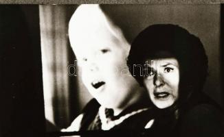 ,,Őszi szonáta" című film állóképei, 15 db negatív, ezekről készültek a mozik előcsarnokában ki...