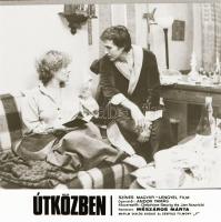 ,,Útközben" című film állóképei, 18 db negatív, ezekről készültek a mozik előcsarnokában kiállí...