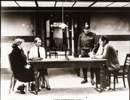 ,,Kígyótojás" című film állóképei, 35 db negatív, ezekről készültek a mozik előcsarnokában kiál...