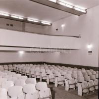 1973 Budapest, a HALADÁS mozi külső-belső felvételei, 3 db szabadon felhasználható vintage negatív, ...