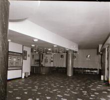 1973 Budapest, a VILÁGOSSÁG mozi külső-belső felvételei, 6 db szabadon felhasználható vintage negatí...