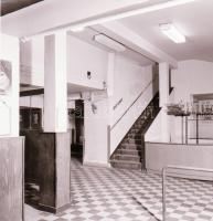 1973 Budapest, az IPOLY mozi külső-belső felvételei, 4 db szabadon felhasználható vintage negatív, 6...