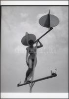 cca 1978 Megfigyelő az árbócon, jelzés nélküli fotóművészeti alkotások, 3 db korabeli negatívról kés...