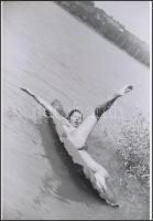 cca 1977 Nudizós fényképek,  jelzés nélküli fotóművészeti alkotások, 2 db korabeli negatívról készül...