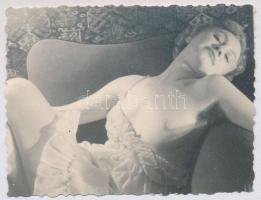 4 db erotikus fotó, 9×6 cm