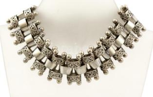 Ezüst(Ag) óraszíj-utánzatú karkötő, jelzett, h: 19 cm, nettó: 42,9 g