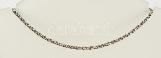 Ezüst(Ag) dupla szemes karlánc, jelzett, h: 18,5 cm, nettó: 2,6 g