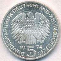 NSZK 1974F 5M Ag "25 éves az Alkotmány" T:2 kis patina
FRG 1974F 5 Mark Ag "25th Ann...