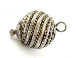 Antik ezüst (Ag.) gombok (7 db),  egyik sérült, jelzettek, nettó: 70 g