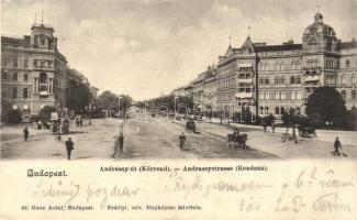Budapest VI. Andrássy úti Körönd, lámpaszerelő