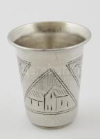 Antik orosz ezüst(Ag) kupicás pohár, jelzett, mseterjeggyel(IEZ [= Izrail' Eszejevich Zahoder]), gravírozott díszítésekkel, nettó: 19,9 g, m: 4,5 cm